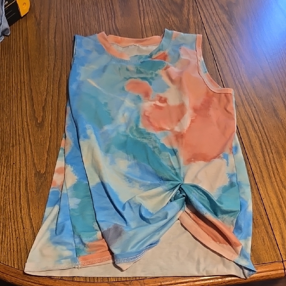 Tie-Dye Sleeveless Top